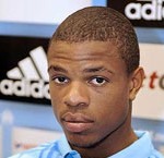 Loïc Rémy vient de s’engager avec QPR Loïc Rémy vient de s’engager avec QPR